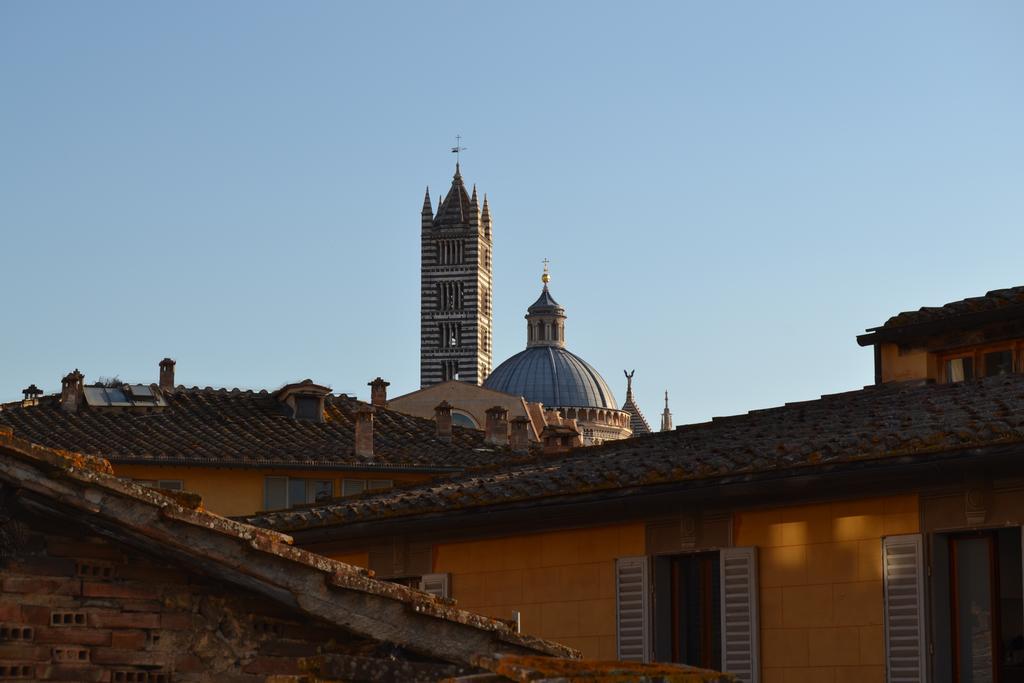 La Casa Di Antonella Hotel Siena Exterior photo