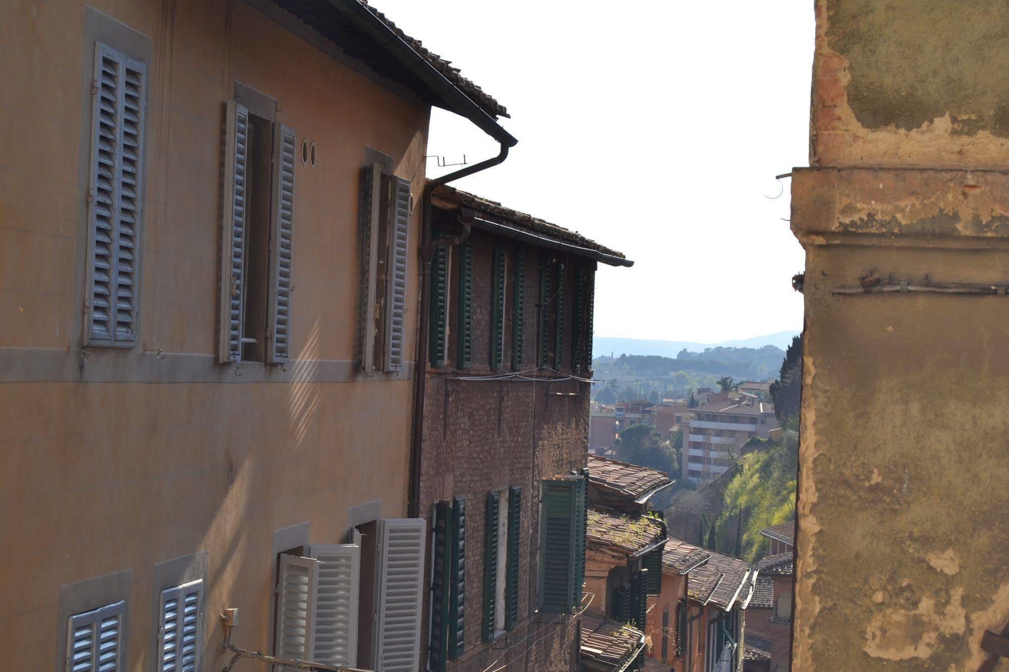 La Casa Di Antonella Hotel Siena Exterior photo